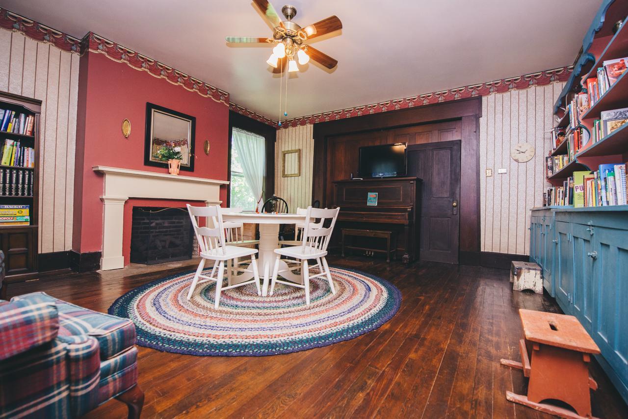 Old Caledonian Bed & Breakfast エクステリア 写真