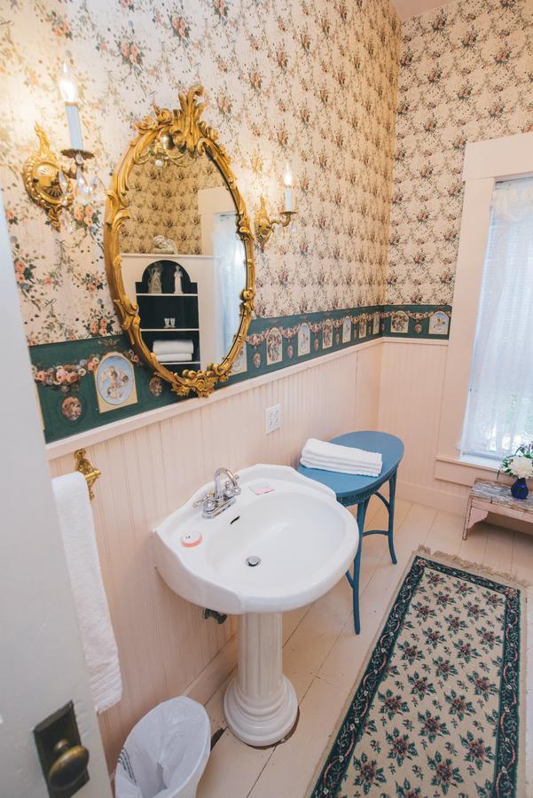 Old Caledonian Bed & Breakfast エクステリア 写真