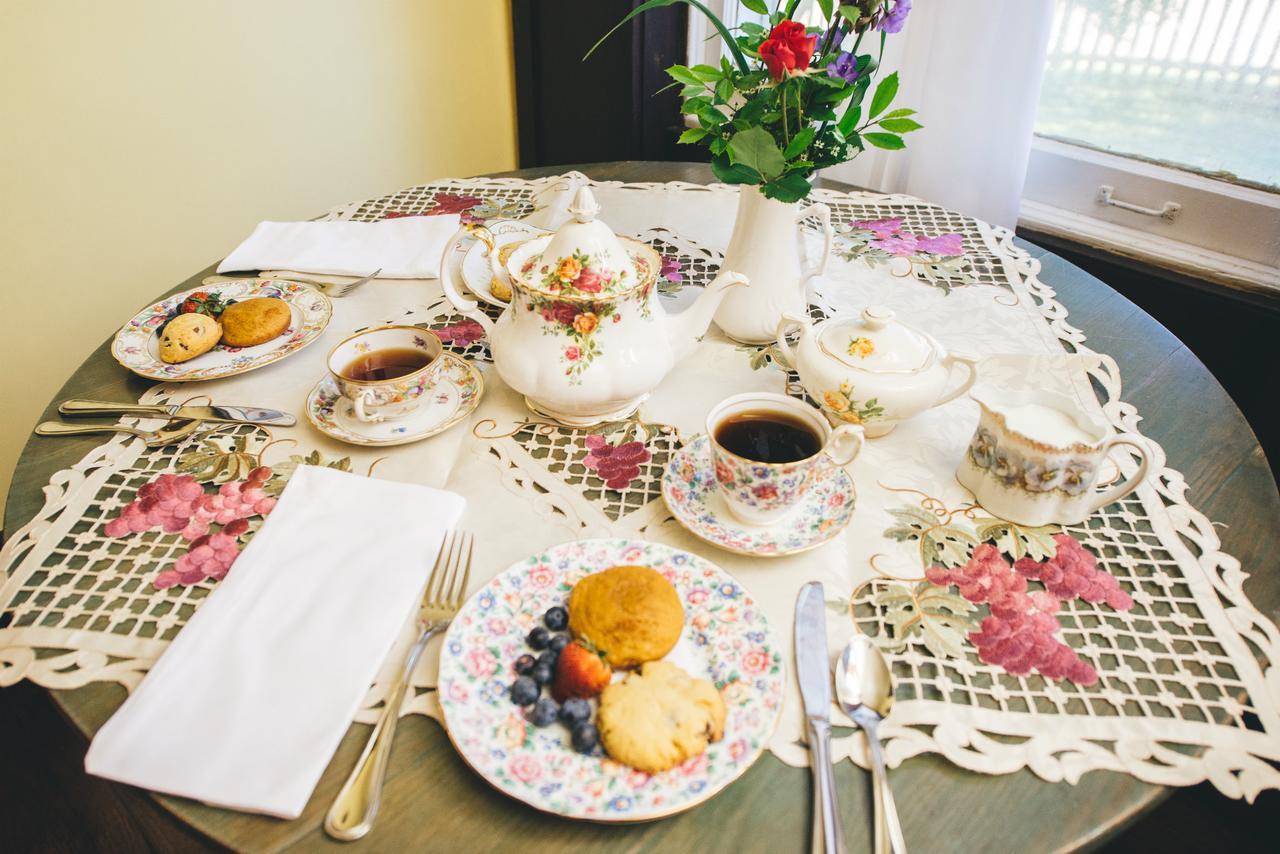 Old Caledonian Bed & Breakfast エクステリア 写真